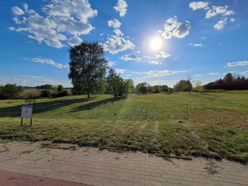 Sonniges grosszügiges Baugrundstück ohne Baubindung in Löcknitz bei Stettin